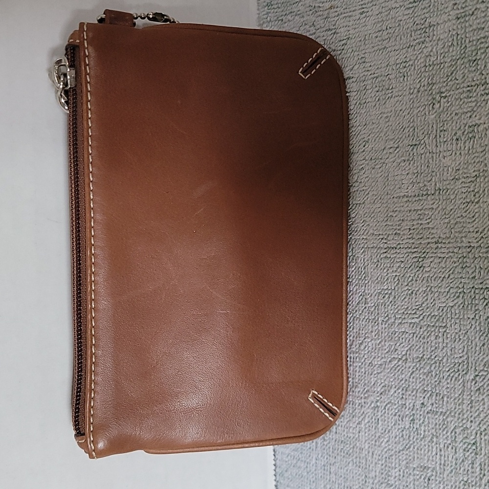 Coach brown leather wristlet - Picture 3 of 13
